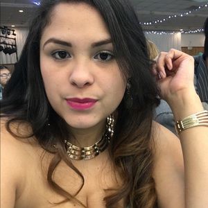 Meet your Posher, Ingrid